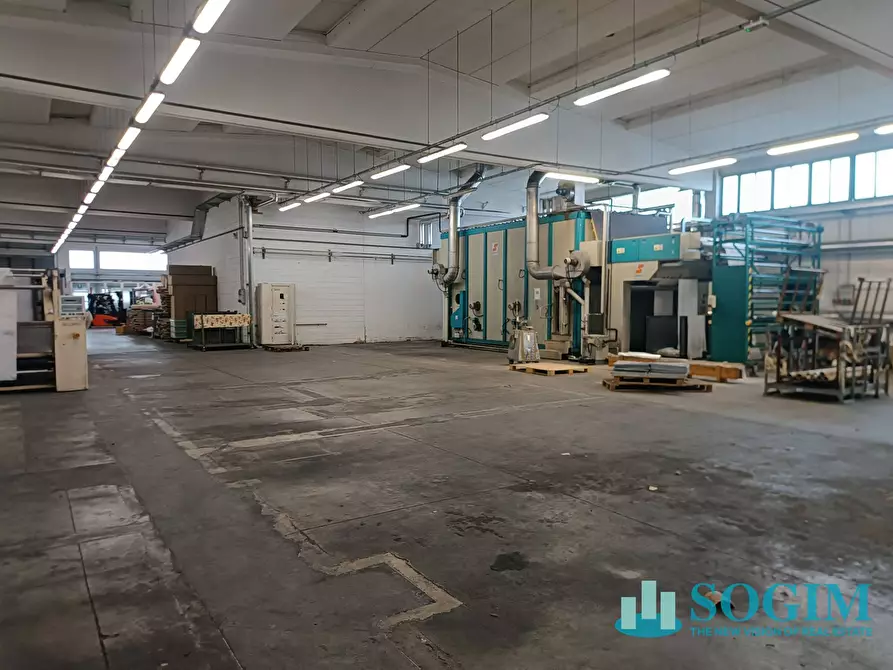 capannone in vendita a Solbiate con Cagno