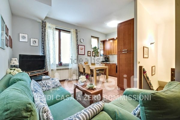 appartamento in vendita a Solbiate con Cagno