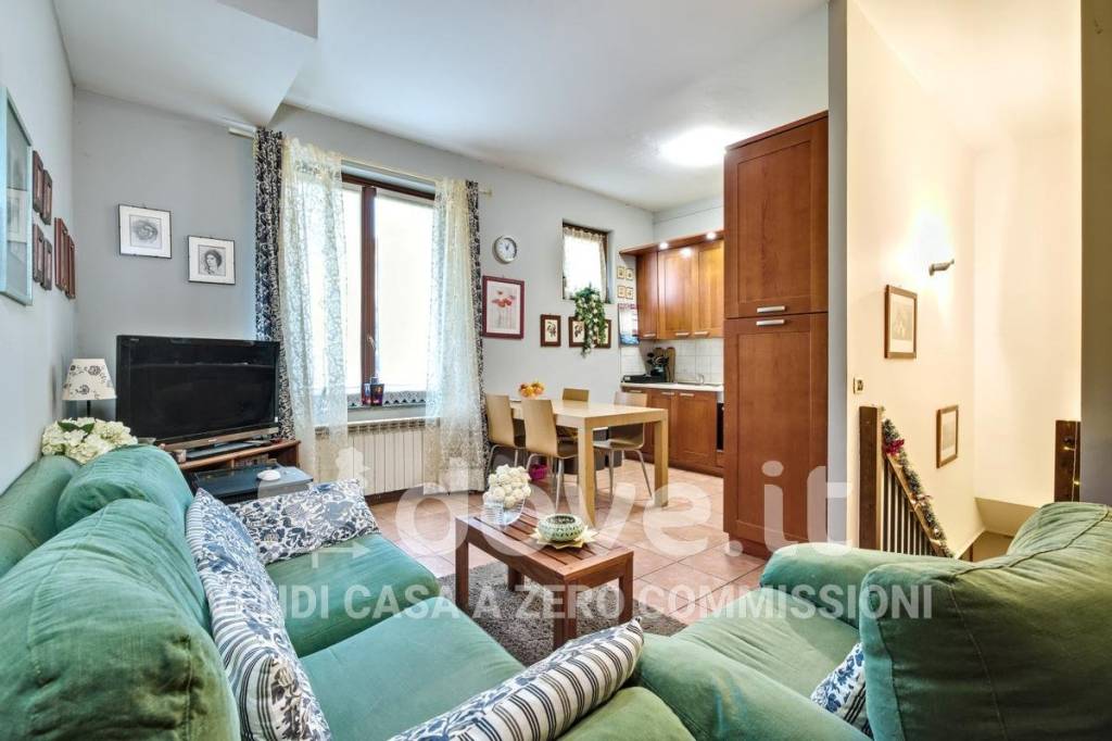 appartamento in vendita a Solbiate con Cagno