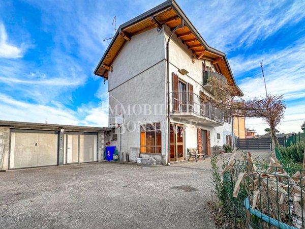 appartamento in vendita a Solbiate con Cagno in zona Concagno