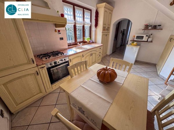 casa indipendente in vendita a Solbiate con Cagno in zona Solbiate