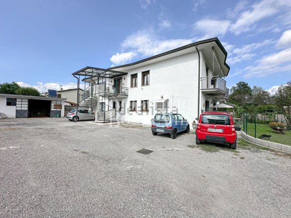 appartamento in vendita a Solbiate con Cagno