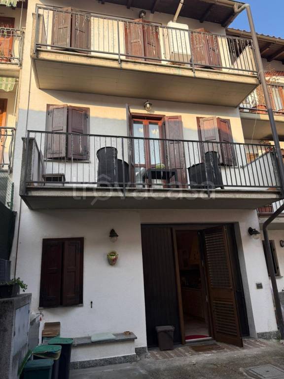 appartamento in vendita a Solbiate con Cagno in zona Cagno