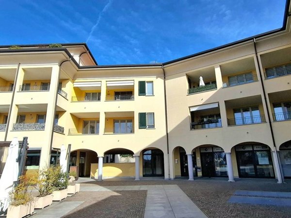 appartamento in vendita a Solbiate con Cagno in zona Solbiate