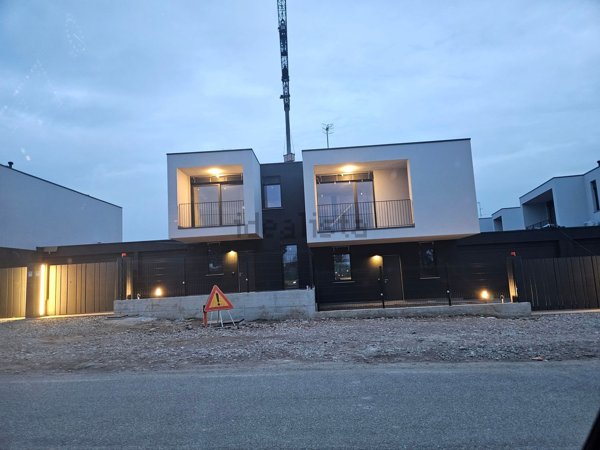 casa indipendente in vendita a Solbiate con Cagno