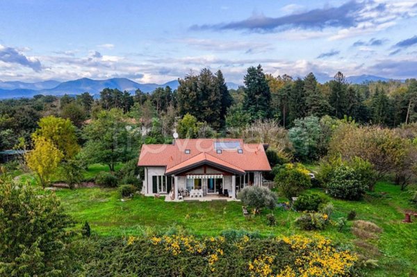 casa indipendente in vendita a Solbiate con Cagno in zona Solbiate