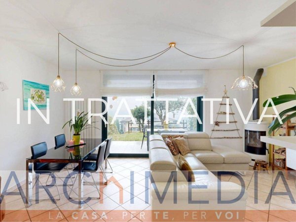 casa indipendente in vendita a Solbiate con Cagno