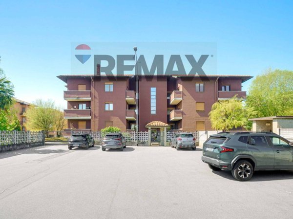 appartamento in vendita a Solbiate con Cagno in zona Solbiate