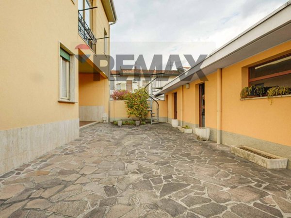casa indipendente in vendita a Solbiate con Cagno in zona Solbiate