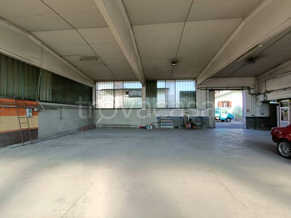 appartamento in vendita a Solbiate con Cagno in zona Cagno