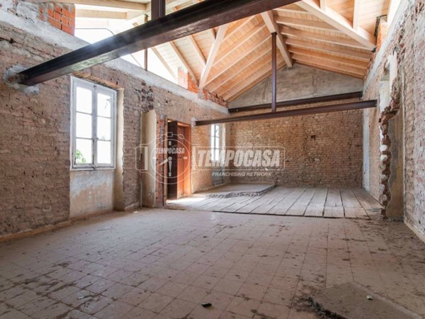 casa indipendente in vendita a Solbiate con Cagno in zona Solbiate