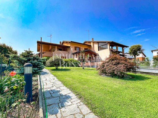 casa indipendente in vendita a Solbiate con Cagno in zona Concagno