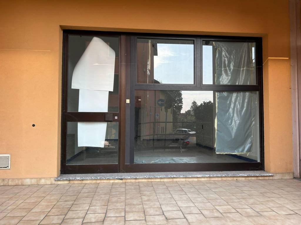 ufficio in vendita a Solbiate con Cagno in zona Cagno