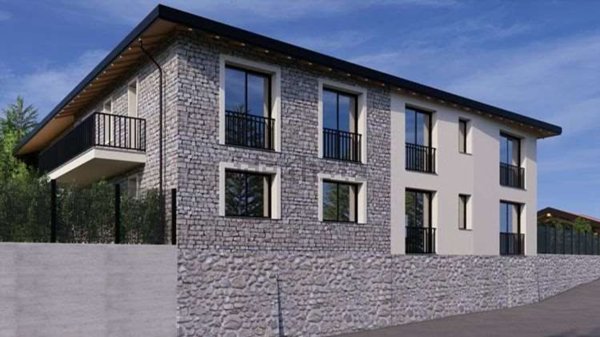 appartamento in vendita ad Uggiate con Ronago