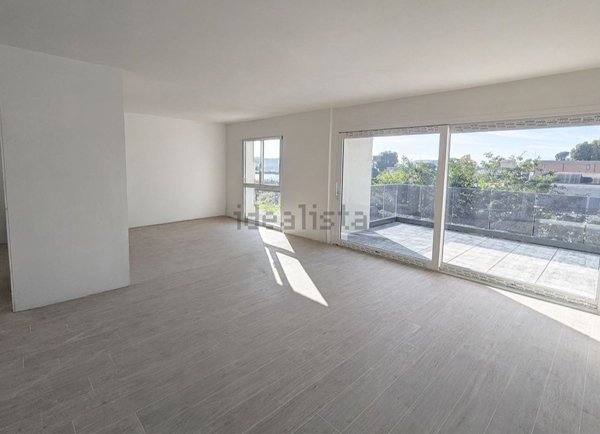 appartamento in vendita ad Uggiate con Ronago