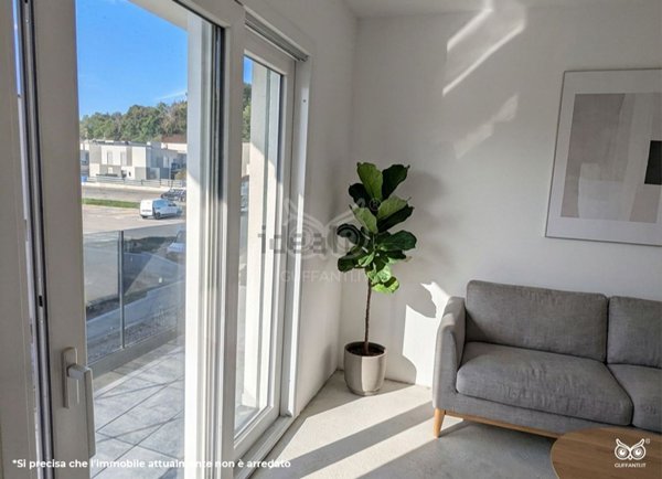 casa indipendente in vendita ad Uggiate con Ronago