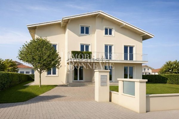 appartamento in vendita ad Uggiate con Ronago