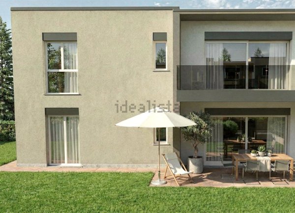 appartamento in vendita ad Uggiate con Ronago