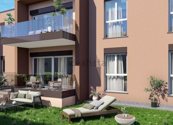 appartamento in vendita ad Uggiate con Ronago in zona Brughiere