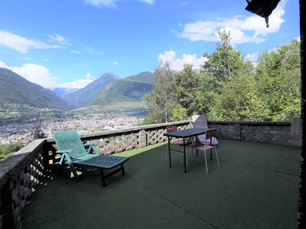 casa indipendente in vendita ad Albosaggia in zona Moia