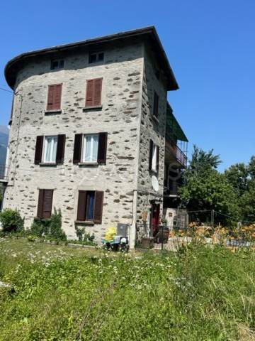 appartamento in vendita ad Albosaggia in zona Moia