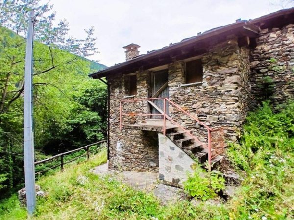 casa indipendente in vendita ad Albosaggia