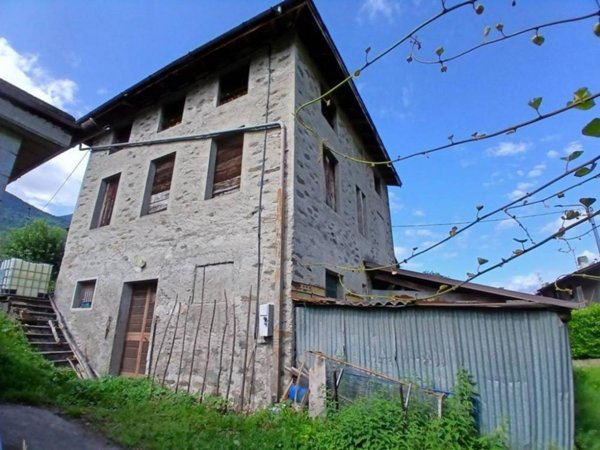 casa indipendente in vendita ad Albosaggia