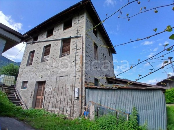 casa indipendente in vendita ad Albosaggia