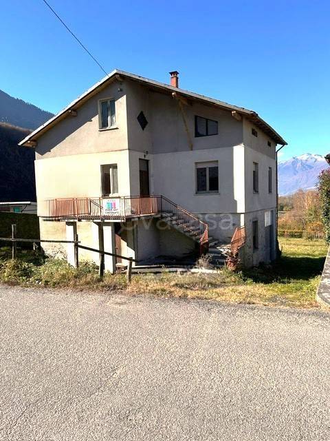 casa indipendente in vendita ad Albosaggia