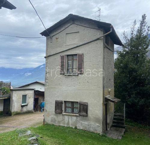 casa indipendente in vendita ad Albosaggia