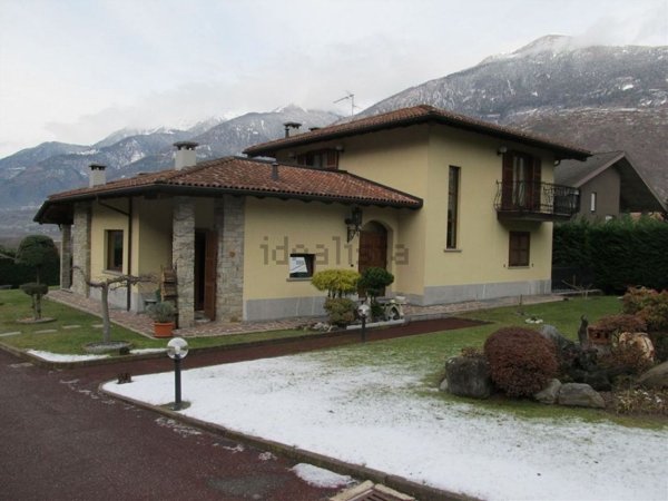 casa indipendente in vendita ad Albosaggia