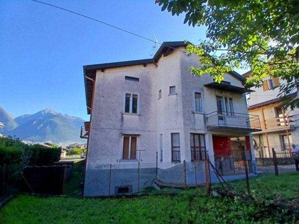 casa indipendente in vendita ad Albosaggia