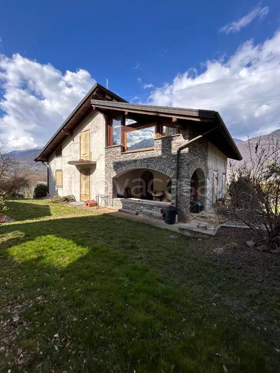 casa indipendente in vendita ad Albosaggia