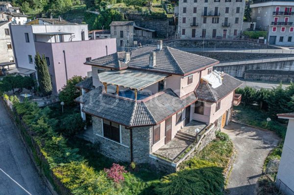 casa indipendente in vendita ad Albosaggia in zona Moia