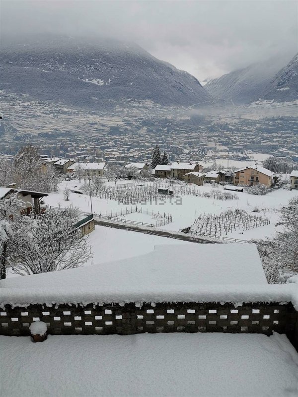 casa indipendente in vendita ad Albosaggia in zona Moia