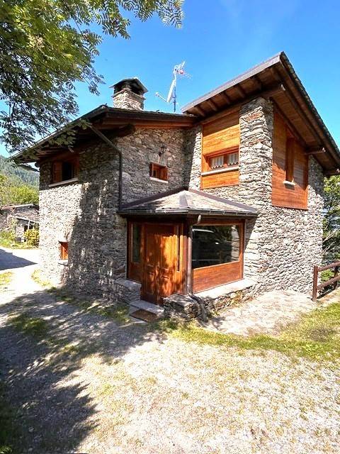 casa indipendente in vendita ad Albosaggia