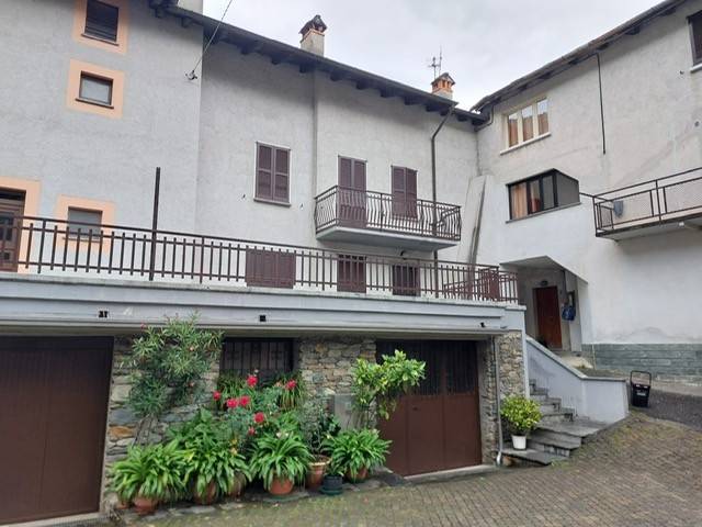 casa indipendente in vendita ad Albosaggia in zona Moia