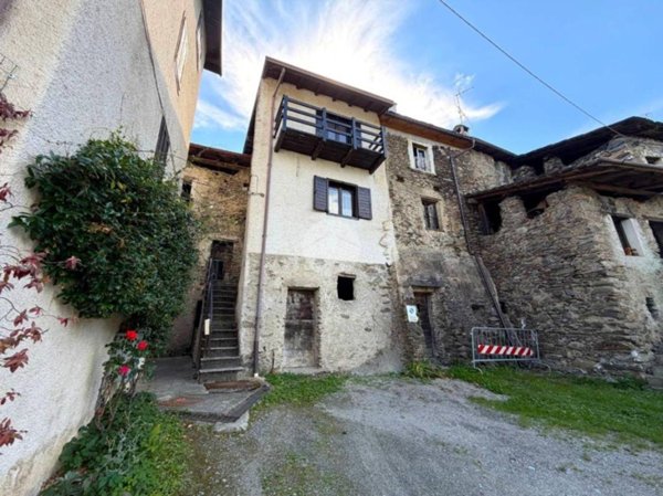 appartamento in vendita ad Albosaggia in zona Moia