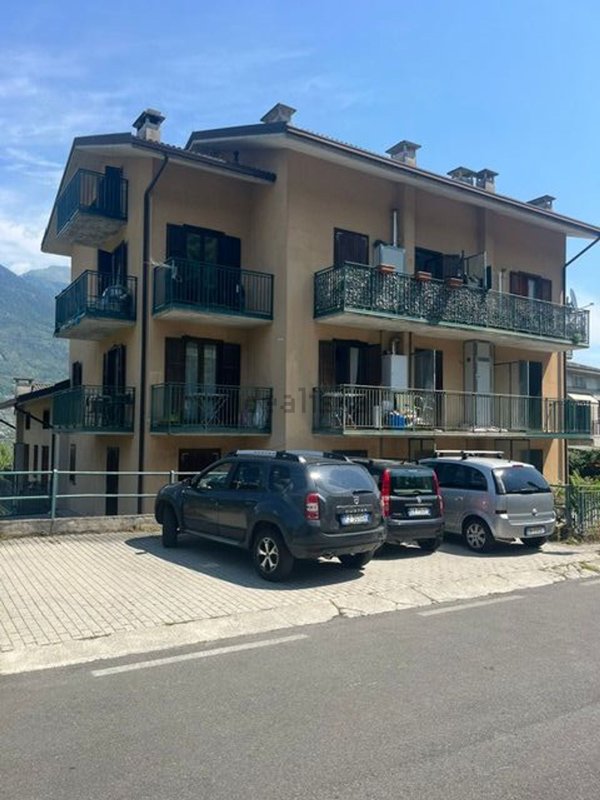 appartamento in vendita ad Albosaggia in zona Moia
