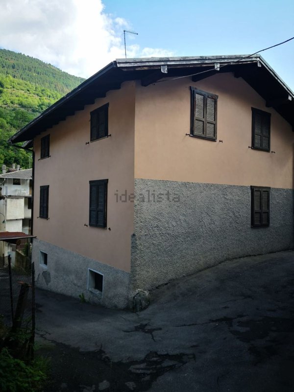 casa indipendente in vendita ad Aprica