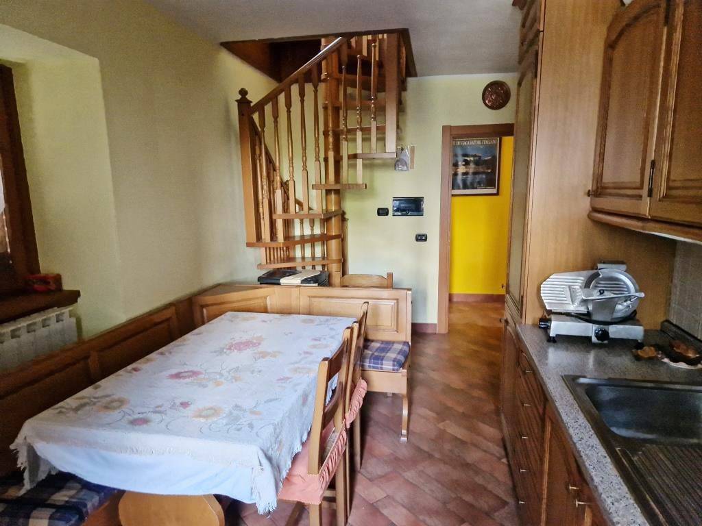 casa indipendente in vendita ad Aprica