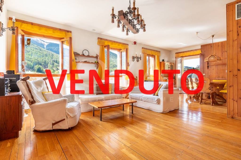 casa indipendente in vendita ad Aprica