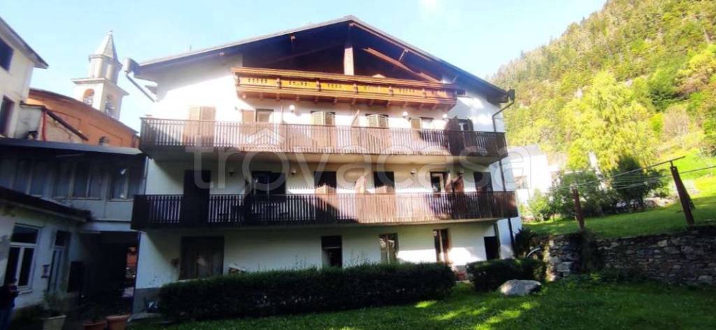 negozio in vendita ad Aprica