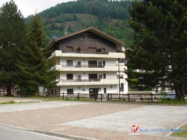 ufficio in vendita ad Aprica