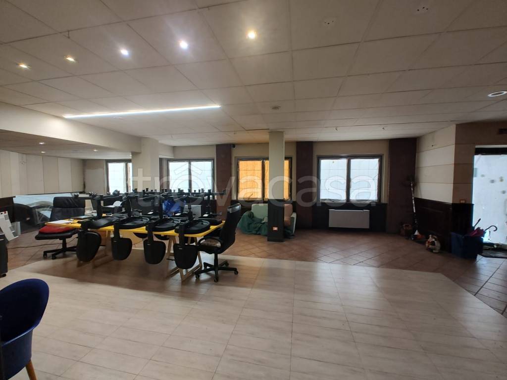 negozio in vendita ad Aprica