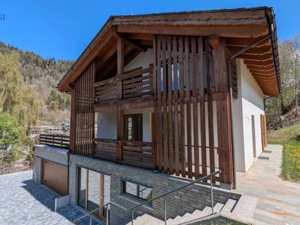 casa indipendente in vendita ad Aprica