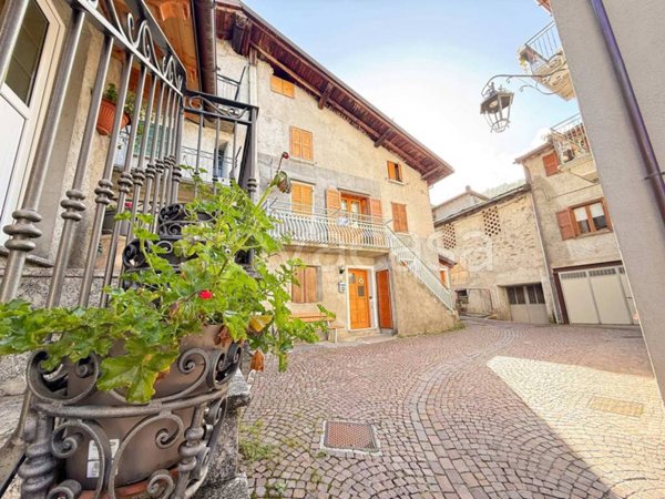 casa indipendente in vendita ad Aprica