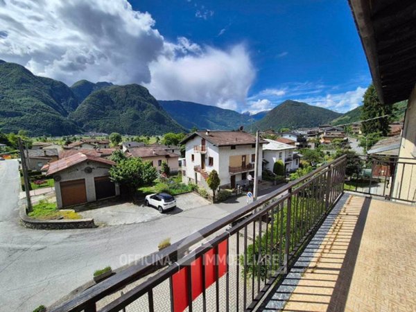 appartamento in vendita ad Ardenno in zona Masino