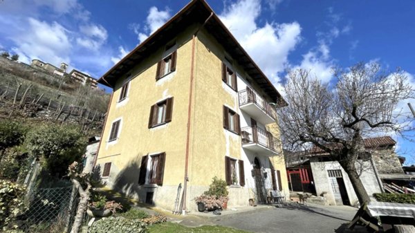 appartamento in vendita ad Ardenno in zona Motta