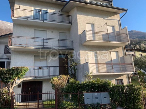 appartamento in vendita ad Ardenno